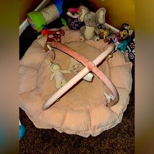 Baby play gym. VGUC. Smoke free. Pet free.